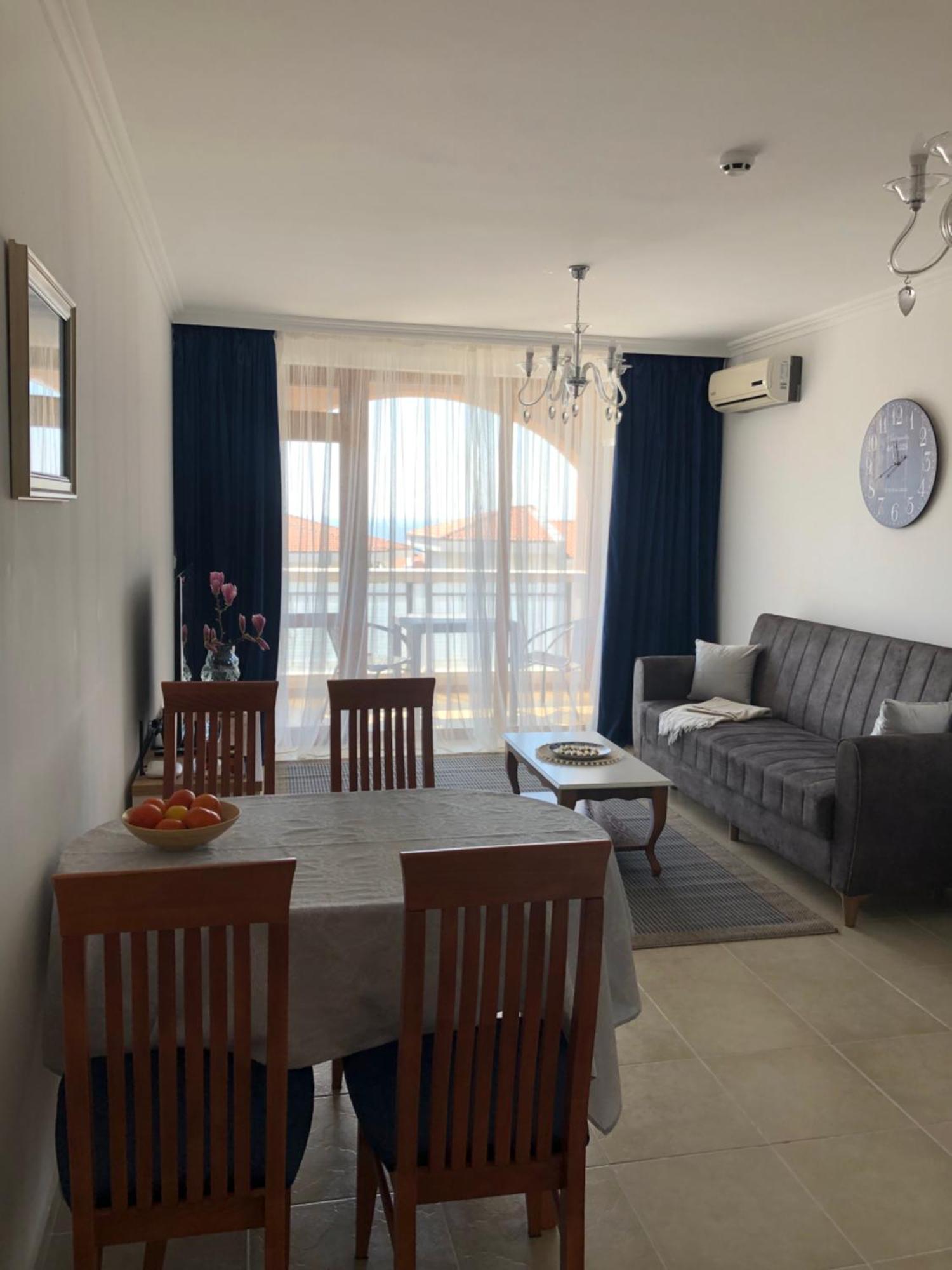 2 Bedroom Apartment Sveti Vlas With 2 Balconies And Sea Views Exterior foto
